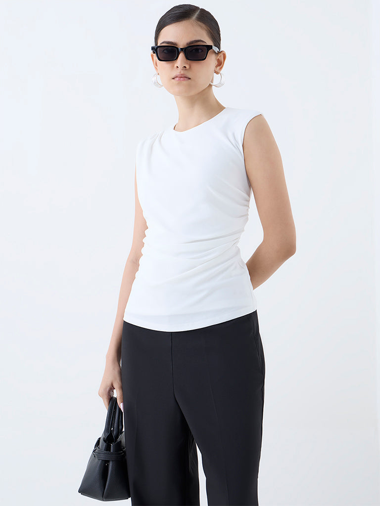 Wardrobe White Solid Ruched Top